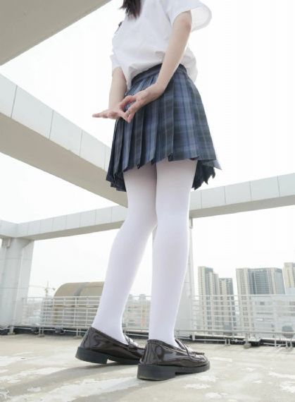 色婷婷香蕉在线一区二区_蓝光在线观看
