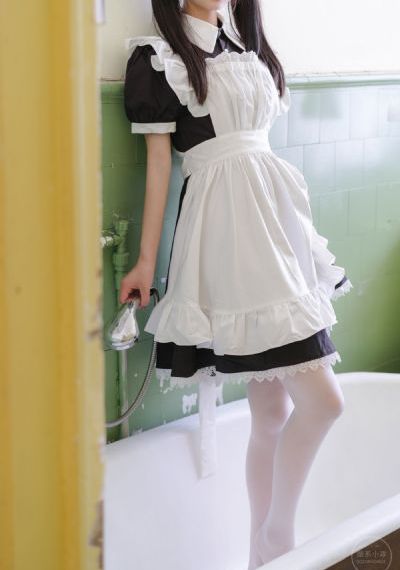 变态女子监狱_720手机在线观看