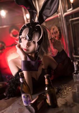 女人战争之肮脏交易_1080手机在线观看